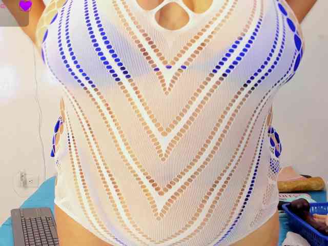bbwsalome webcam