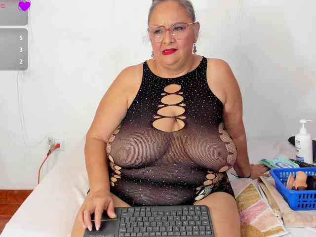 bbwsalome webcam