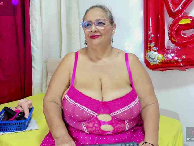 bbwsalome webcam
