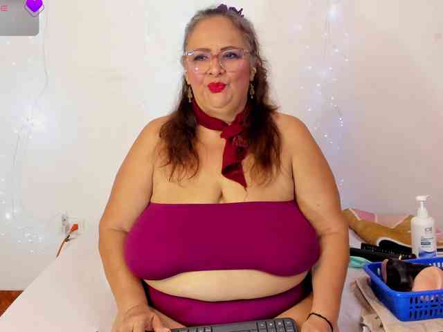 bbwsalome webcam