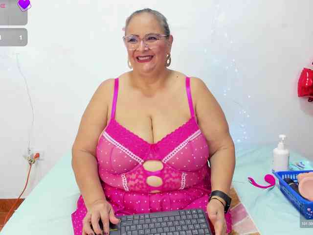 bbwsalome webcam
