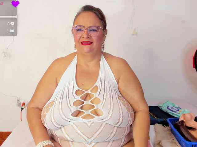 bbwsalome webcam