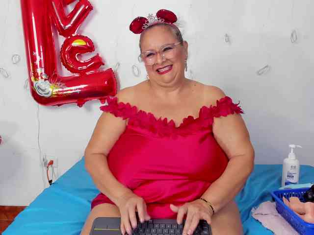 bbwsalome webcam