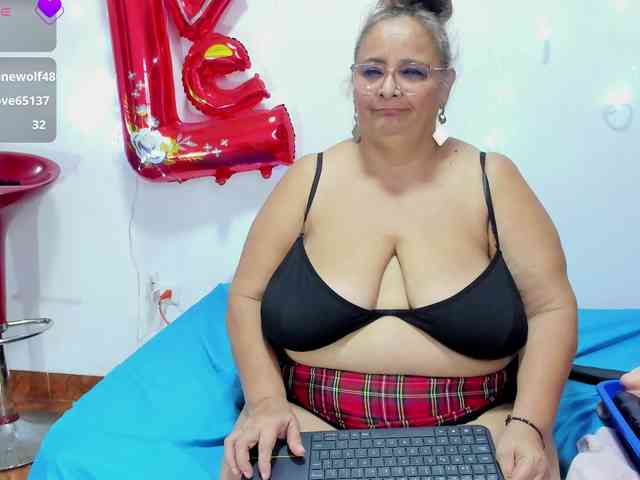 bbwsalome webcam
