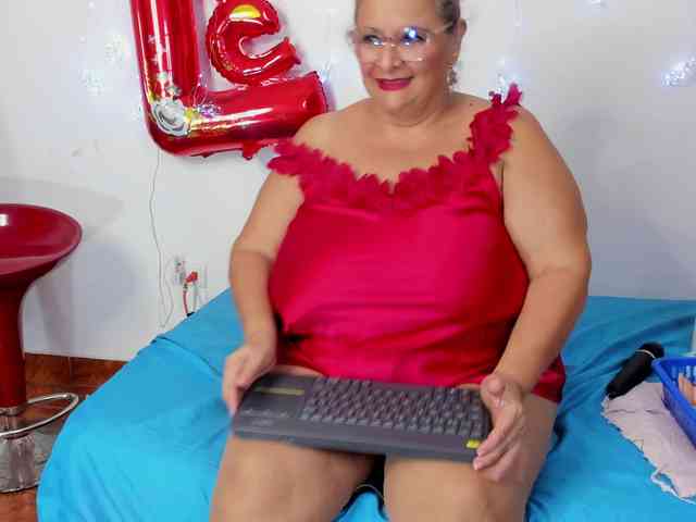 bbwsalome webcam