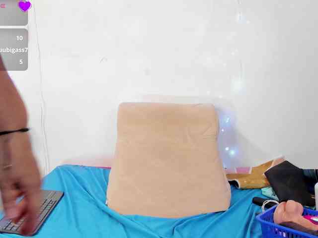 bbwsalome webcam