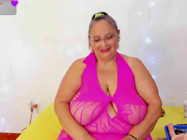 bbwsalome webcam