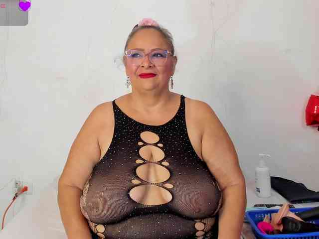 bbwsalome webcam