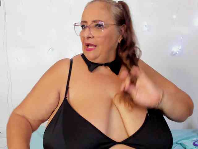 bbwsalome webcam
