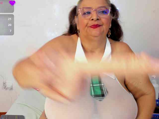 bbwsalome webcam