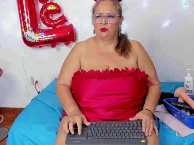 bbwsalome webcam