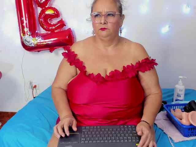 bbwsalome webcam