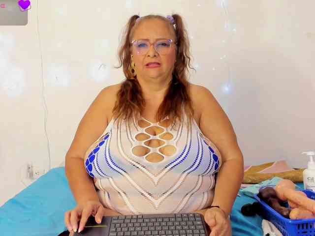 bbwsalome webcam