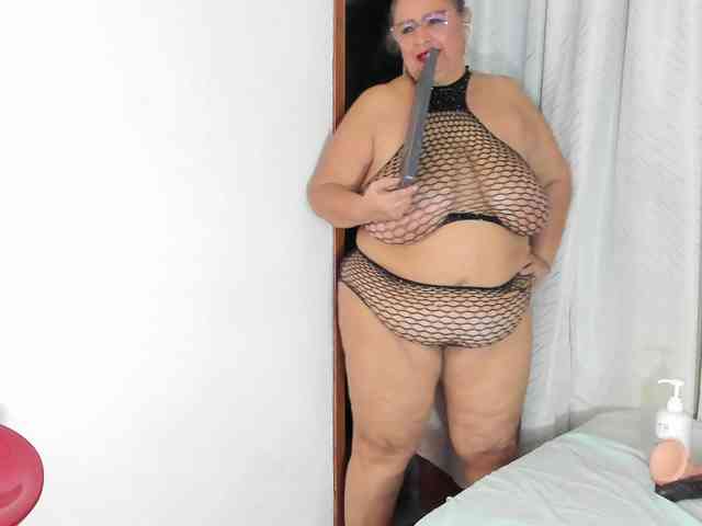 bbwsalome webcam