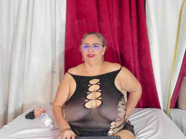 bbwsalome webcam