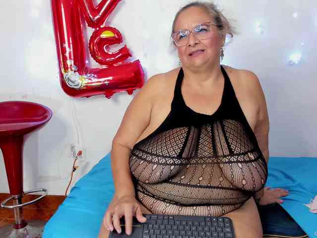 bbwsalome webcam