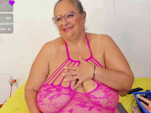 bbwsalome webcam