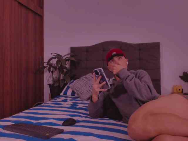 2gays1straight Sex Cam Show