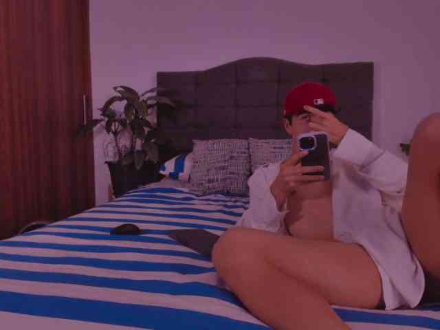 2gays1straight Sex Cam Show