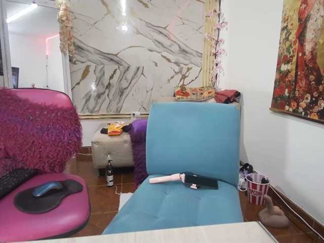 Maturerose3 live cam on BongaCams