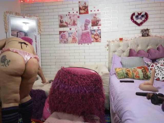 Maturerose3's BongaCams show and profile