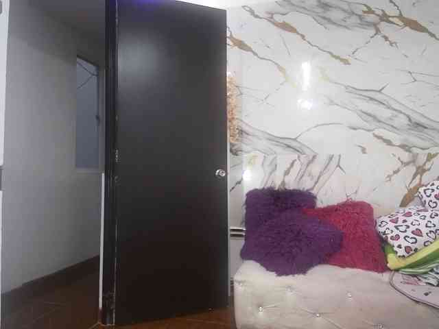 Maturerose3 webcam