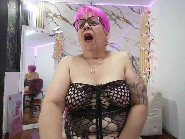 Maturerose3 webcam