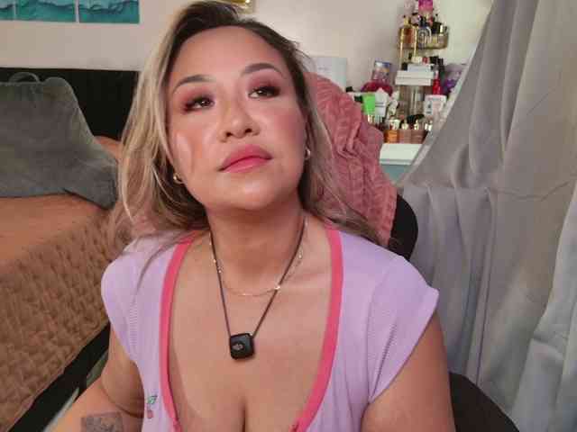 SpikedBella