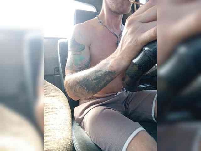 AlexGumWow Live Webcam on BongaCams