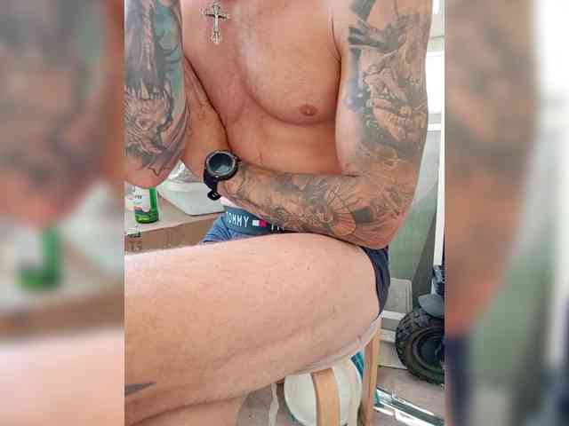 AlexGumWow Sex Cam Show