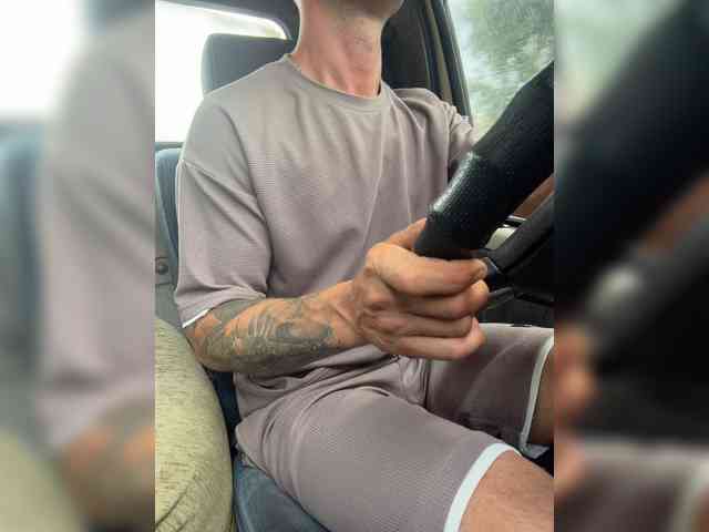 AlexGumWow Sex Cam Show