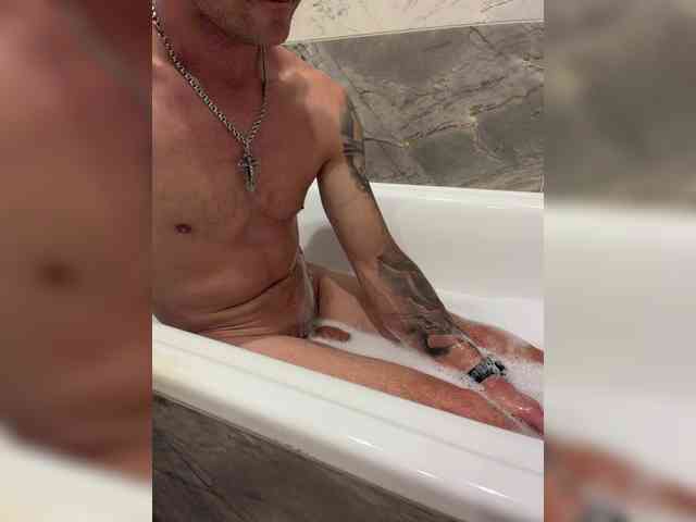 AlexGumWow Sex Cam Show