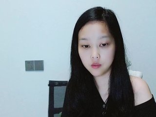 Image capture of Selinababy99