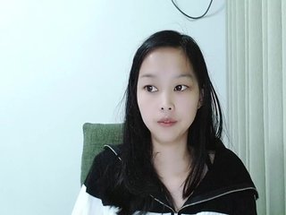 Image capture of Selinababy99