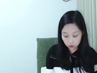 Image capture of Selinababy99