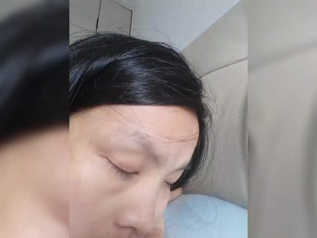 Selinababy99 live cam on BongaCams
