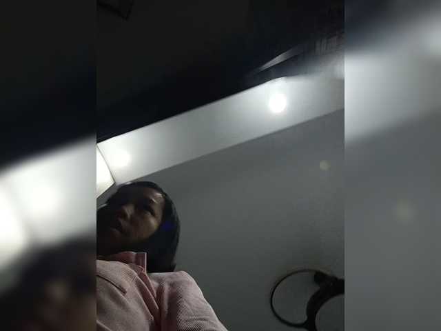 Selinababy99 live cam on BongaCams