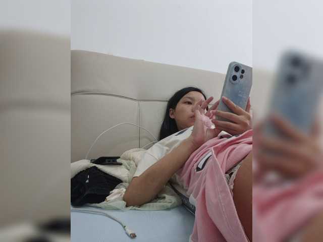 Selinababy99 live cam on BongaCams