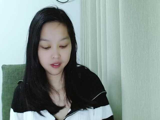 Selinababy99's BongaCams show and profile