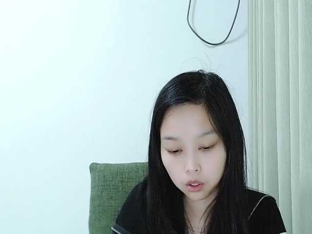 Selinababy99's BongaCams show and profile