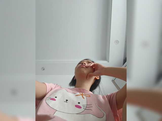 Selinababy99 live cam on BongaCams