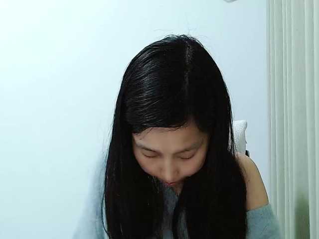 Selinababy99's BongaCams show and profile