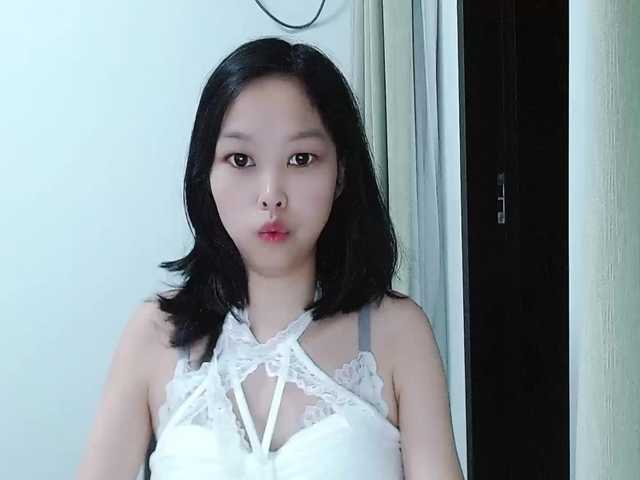 Selinababy99 live cam on BongaCams