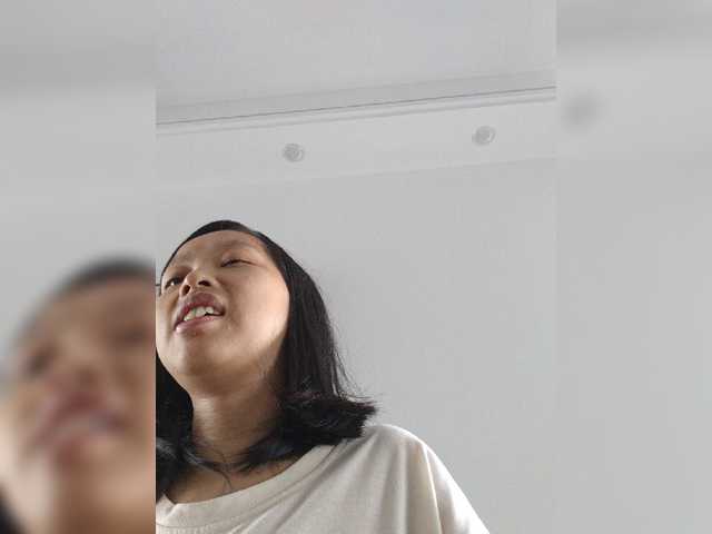 Selinababy99 live cam on BongaCams