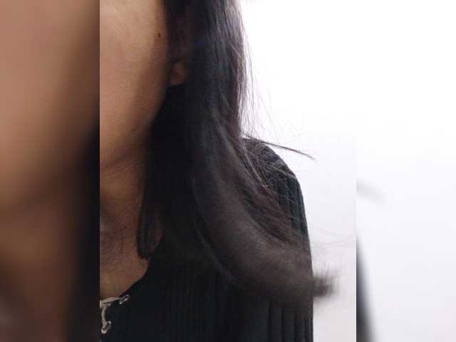 Selinababy99 live cam on BongaCams