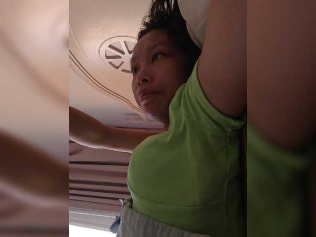 Selinababy99 live cam on BongaCams