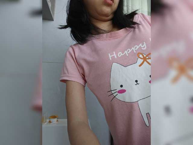 Selinababy99 live cam on BongaCams