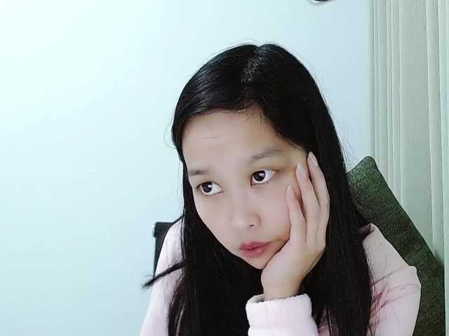 Selinababy99's BongaCams show and profile