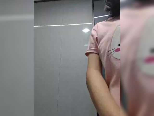 Selinababy99 live cam on BongaCams