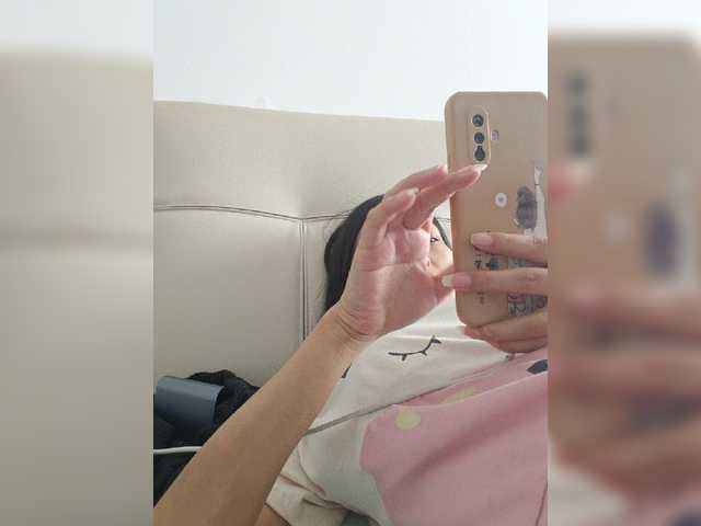 Selinababy99 live cam on BongaCams